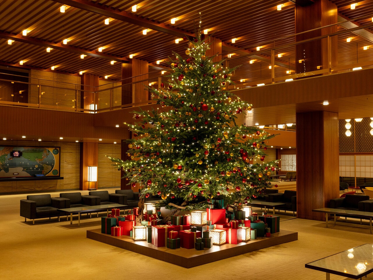 オークラ東京のクリスマスツリー。