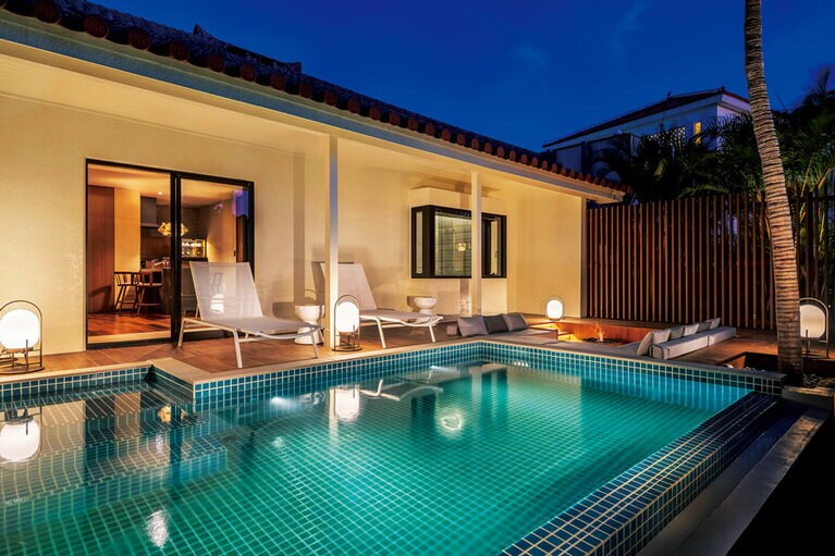 プライベートプール付きの最新客室“FOREST SUITE VILLA”。