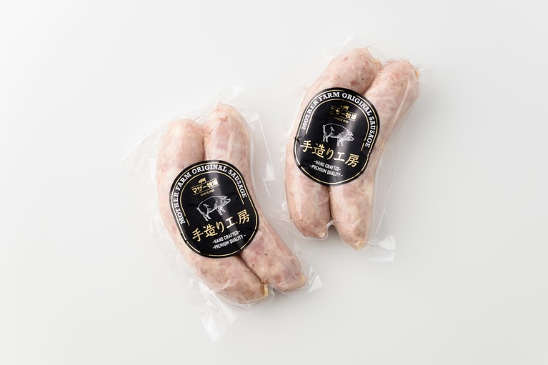 究極のあらびきフランク 各1,458円（約300g入り）。