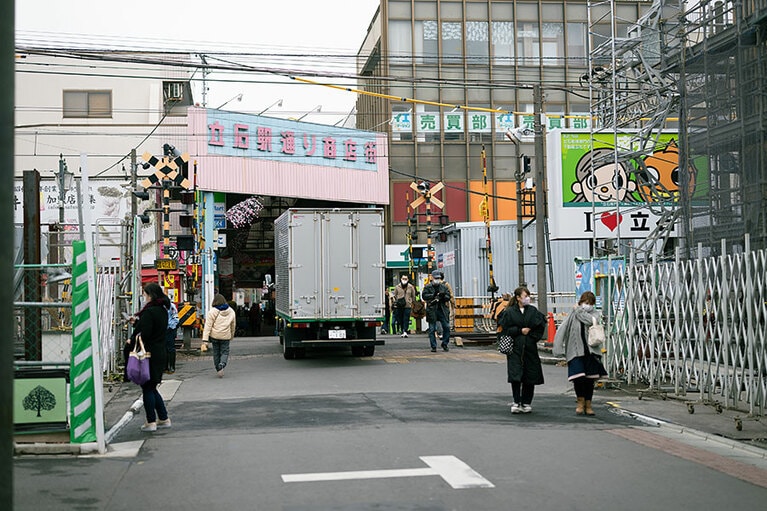 変わる京成立石。