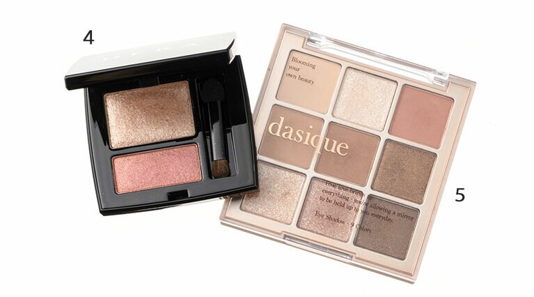 4：アイシャドウ デュオ 09「上段のラメを涙袋に塗れば、誰でもモモに。品のいい発色なので大人の女性にも最適」(George)  5：シャドウ パレット 01「入手困難だった人気シャドウ」(千国)「自然な陰影カラーや1色でおしゃれにきまる色など、使える色ばかり」(George)