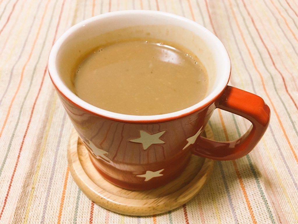 ホットドリンク杏仁コーヒーからの冷やしてコーヒー杏仁豆腐　©ディスク百合おん