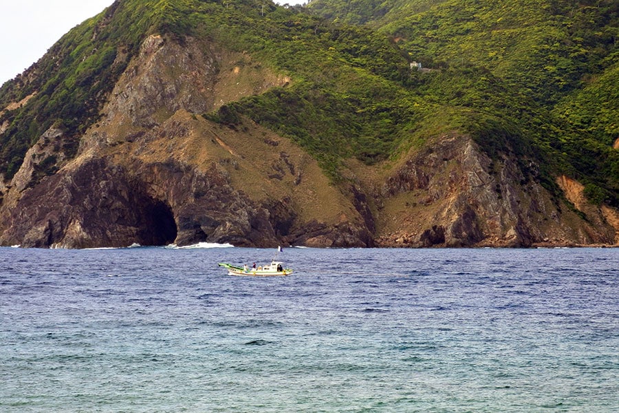 南部では対岸の加計呂麻島も海峡を挟んですぐそば。