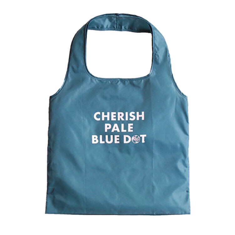 Lサイズ 1,320円。カラーはホワイト、ブルー、ネイビー、グレーベージュ、グリーン、ピンクの6色展開。