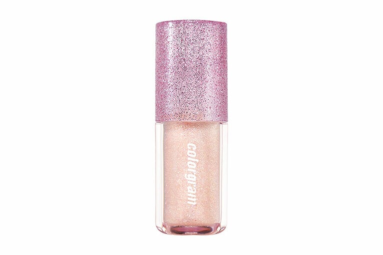 カラーグラム ミルクブリングシャドウ 07 フェアリーライク 1,397円。