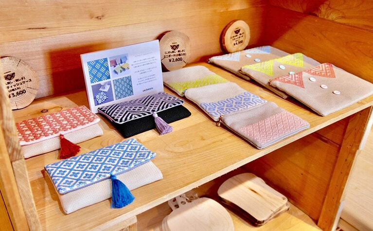 soybeansさんの作品は、青森ではあまり見ないような模様や組み合わせも多いので新鮮。