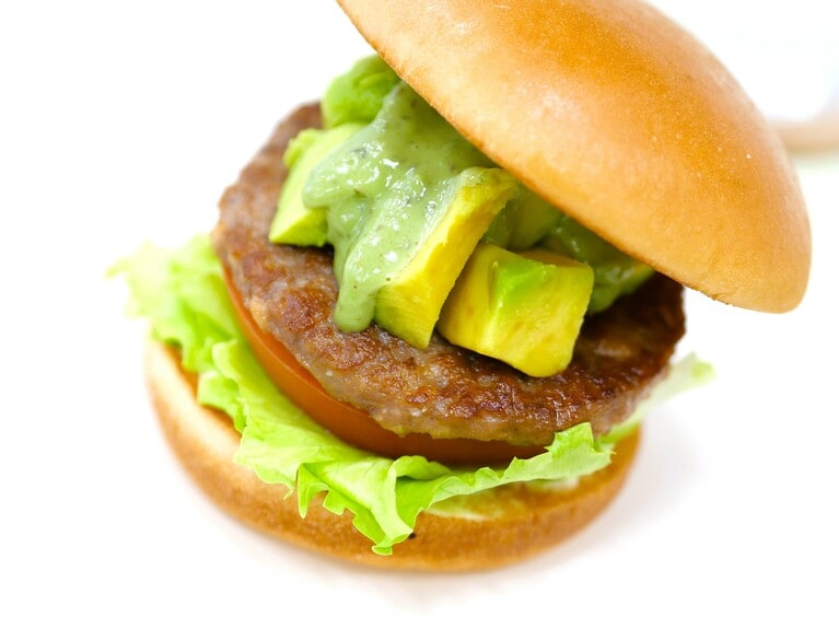 この冬限定の「アボカドバーガー」。