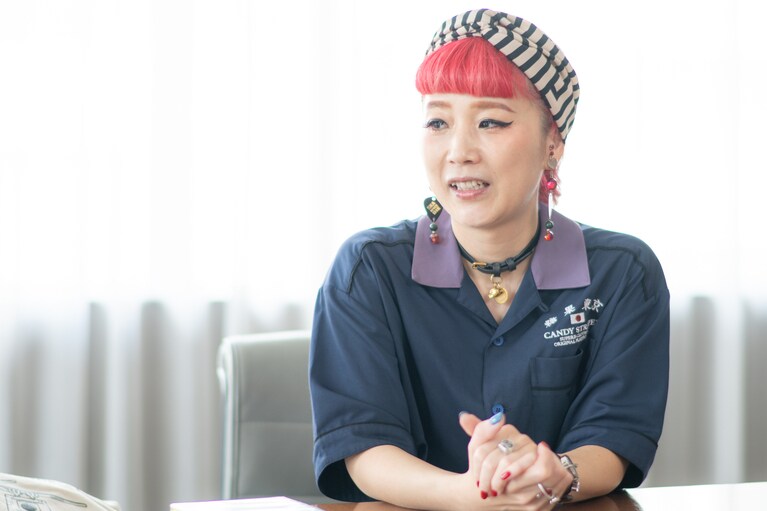 岡村トモ子さん。