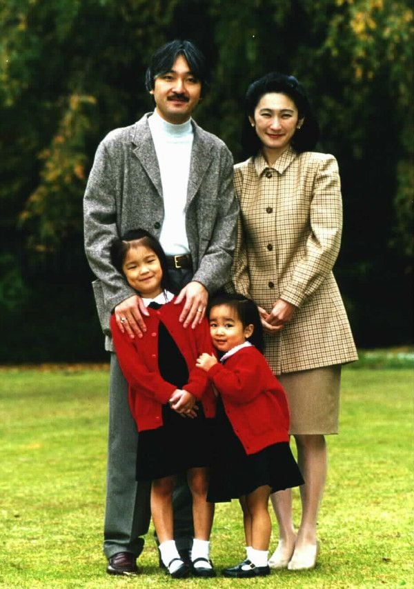 1997年11月、秋篠宮さまお誕生日に際してのご近影（宮内庁提供）