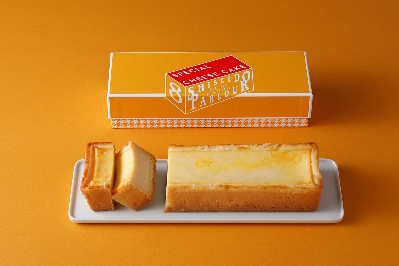 スペシャルチーズケーキ　3,780円。※1日20本限定、予約不可、配送不可　賞味期限：製造日より常温で10日