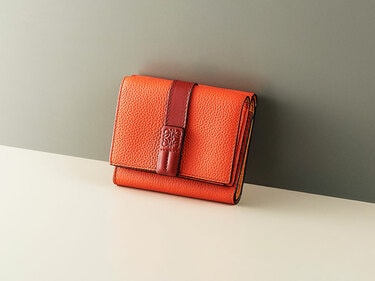 LOEWE 三つ折り財布 イエロー/ラベンダー