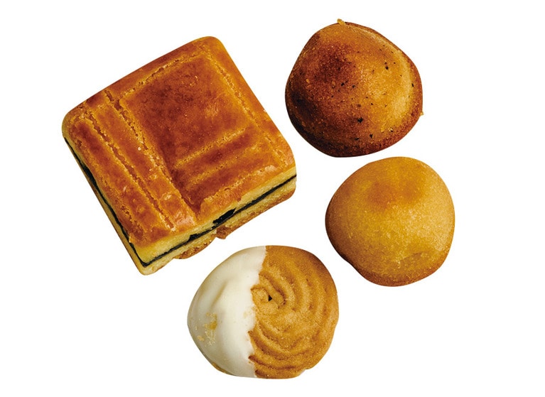 Addict au Sucreのボワット トロワ シャ。4種入 1,600円。