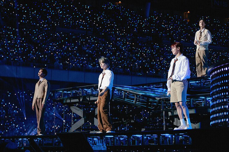 (P)&(C) PLEDIS Entertainment