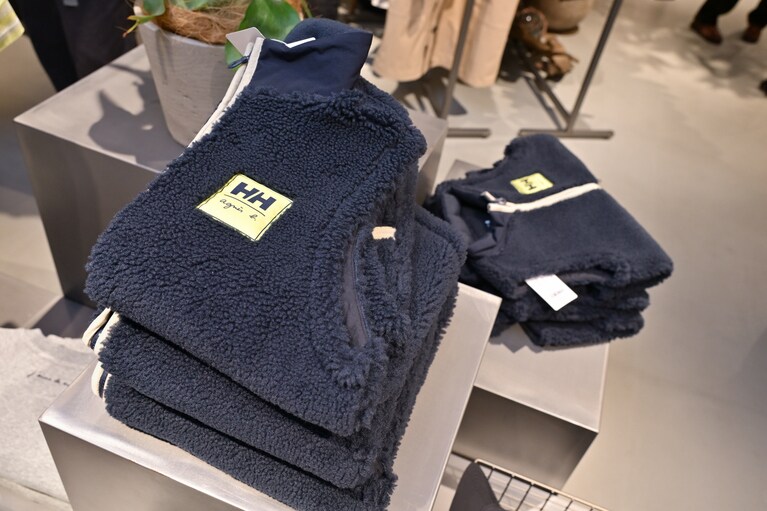 ヘリーハンセン×アニエスベー。