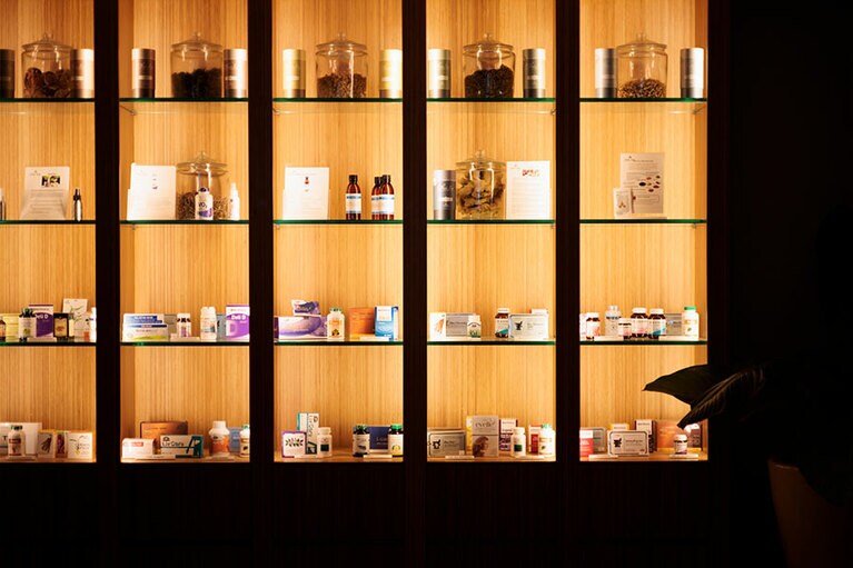 ヘルス＆ウェルネス・センターではサプリなども販売。