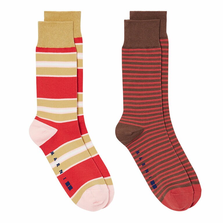 ソックス(マルチボーダー・2足組) 各990円。