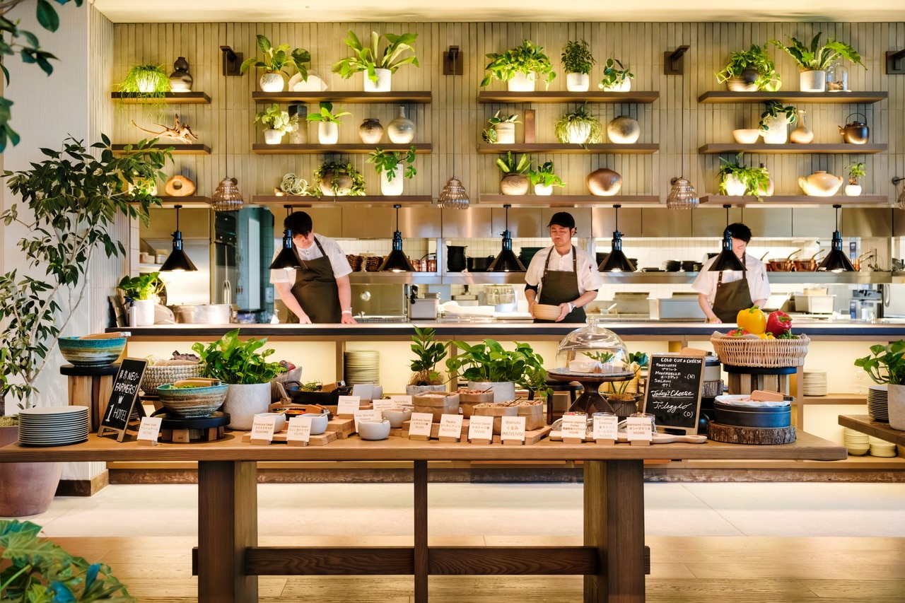 前菜のブッフェコーナー。