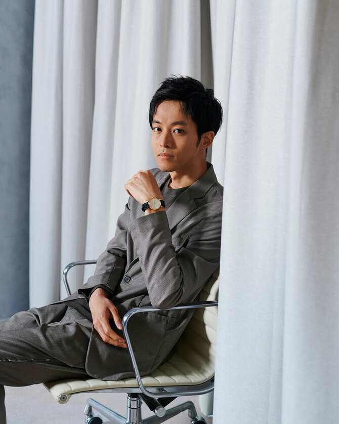 2ページ目)俳優・松坂桃李と絵本作家・長田真作 孤独なふたりが対話