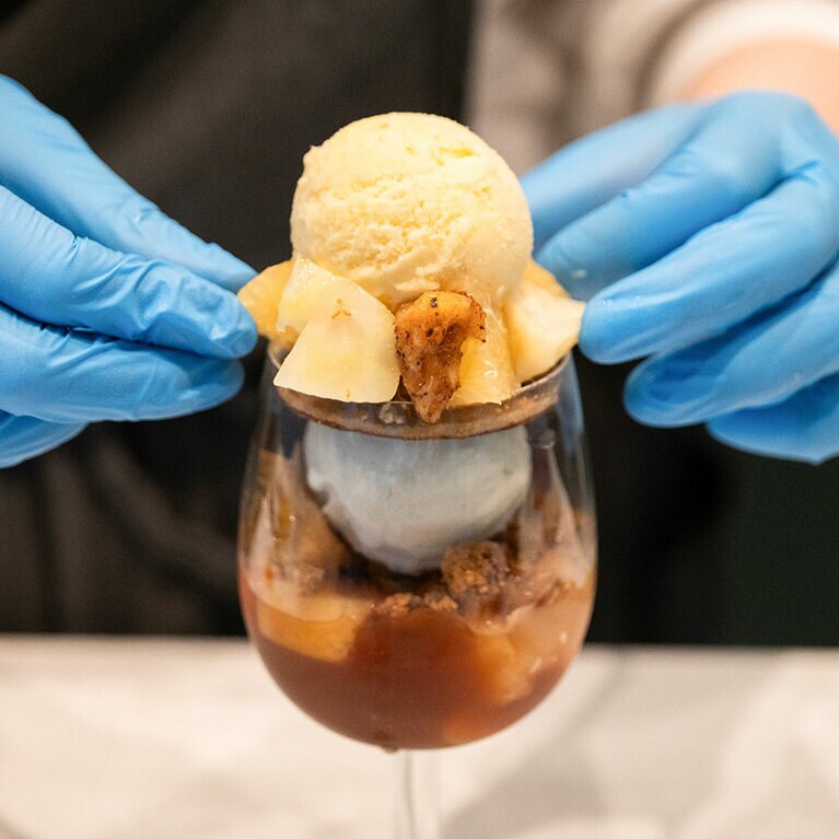 「パイナップル／国産グレープフルーツ／スパイス」。