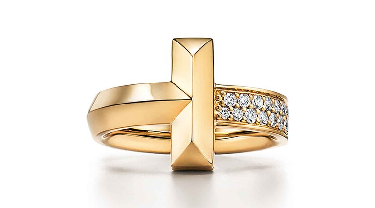 ティファニー T ワン リング(18K イエローゴールド、ダイヤモンド) 511,500円。