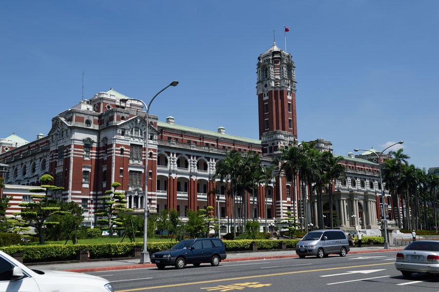 台北市中正区の旧台湾総督府は近代建築の傑作。本庁舎は今、中華民国総統府として使用されている。
