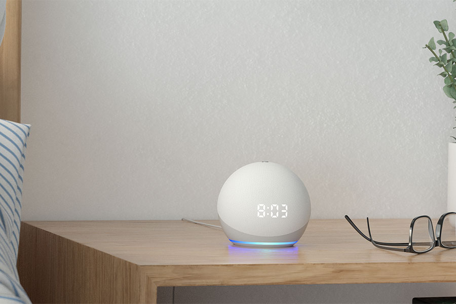 Echo Dotでスマートライフを楽しもう Amazon「Echo Dot with clock」。