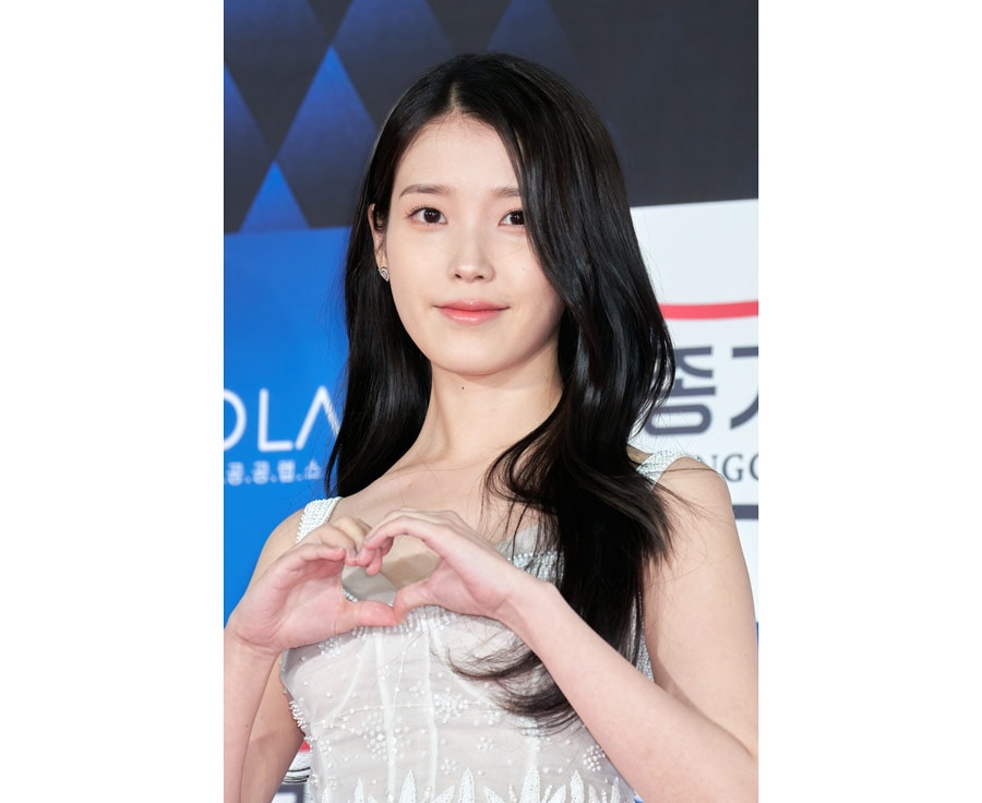 韓国では「国民の妹」と呼ばれている歌手のIU。©Penta Press/時事通信フォト