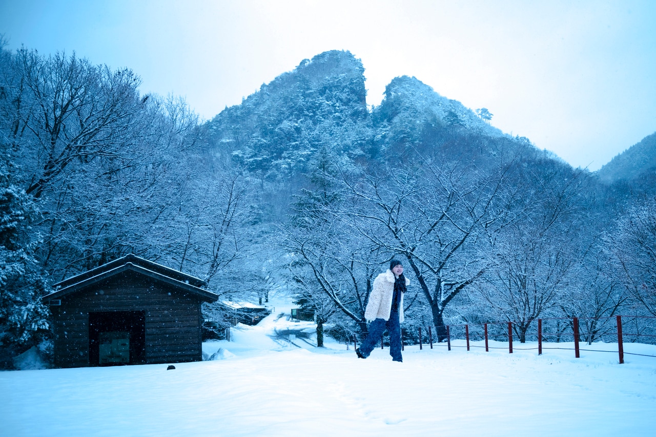 雪景色の道遊の割戸はまた格別の美しさ。