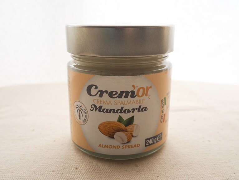 ポリコム アーモンドスプレッド 240g 699円。