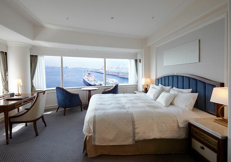 タワー館スーペリアフロア ベイフロントコーナーダブル。