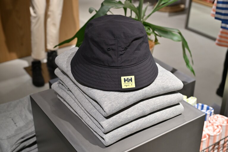 ヘリーハンセン×アニエスベー。