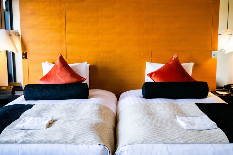 【日本全国、充実のラインナップ】札幌、仙台、名古屋、京都、大阪、神戸、広島、福岡、熊本……。東京では銀座、浅草、日本橋など、ビジネスにもレジャーにも便利なロケーションに現在46のホテルを展開。2026年4月までにそのネットワークは63ホテルにまで広がる予定で、旅の楽しみがさらに充実していきます。