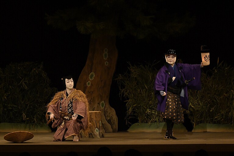 『五段目』Aプロ 左より中村壱太郎の早野勘平、中村莟玉の千崎弥五郎。