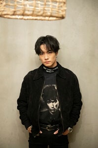 川村壱馬 Lightning BIGクッション 川村壱馬 ミニクッション - メルカリ