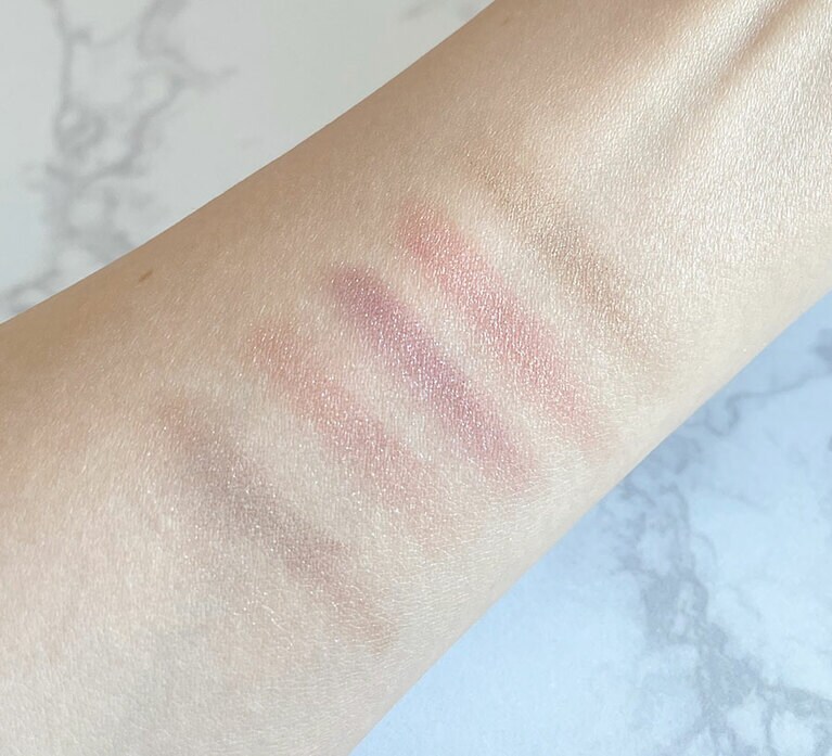 スウォッチ。指でのばした状態。左から順番にX01～X05。