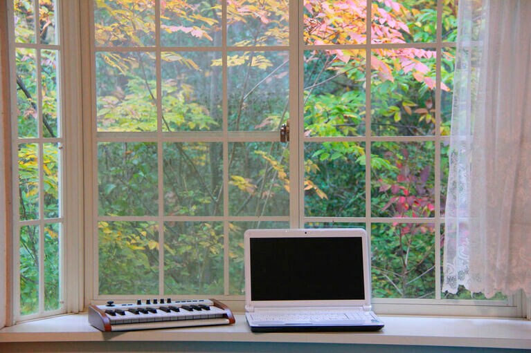 ニューノーマルだからこそ叶う、新しい働きかた。 ©123RF