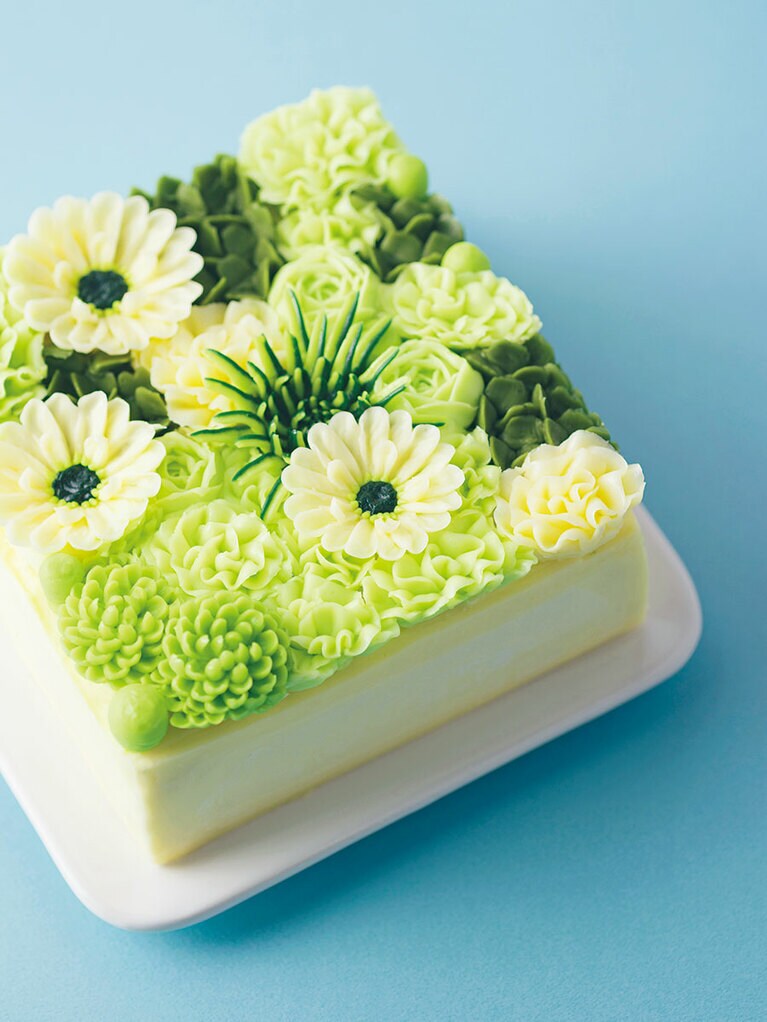 ガトー・オ・ブーケ 11,880円／beillevaire