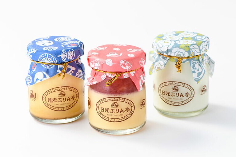 【栃木】日光ぷりん亭の「日光ぷりん」(各80g)。左から：日光ぷりん 351円、乙女ぷりん 370円、日光珈琲ぷりん 388円。