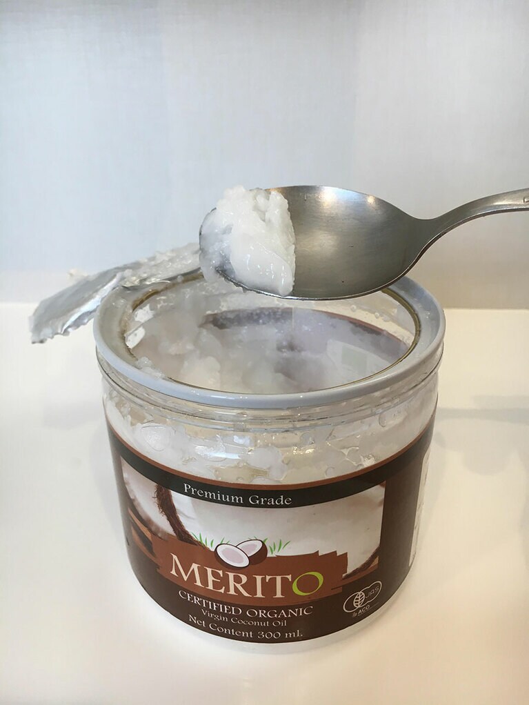 オイルは冷やして固めたものを使います。