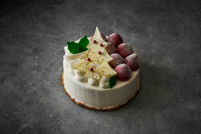 マンダリン オリエンタル 東京「苺のショートケーキ」（直径15cm、高さ9cm／7,020円）。