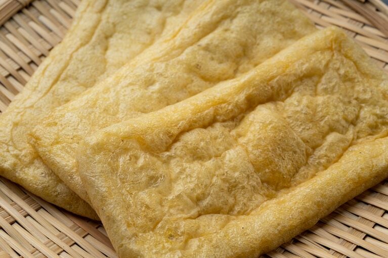 「きつね」と呼ばれる油揚げ