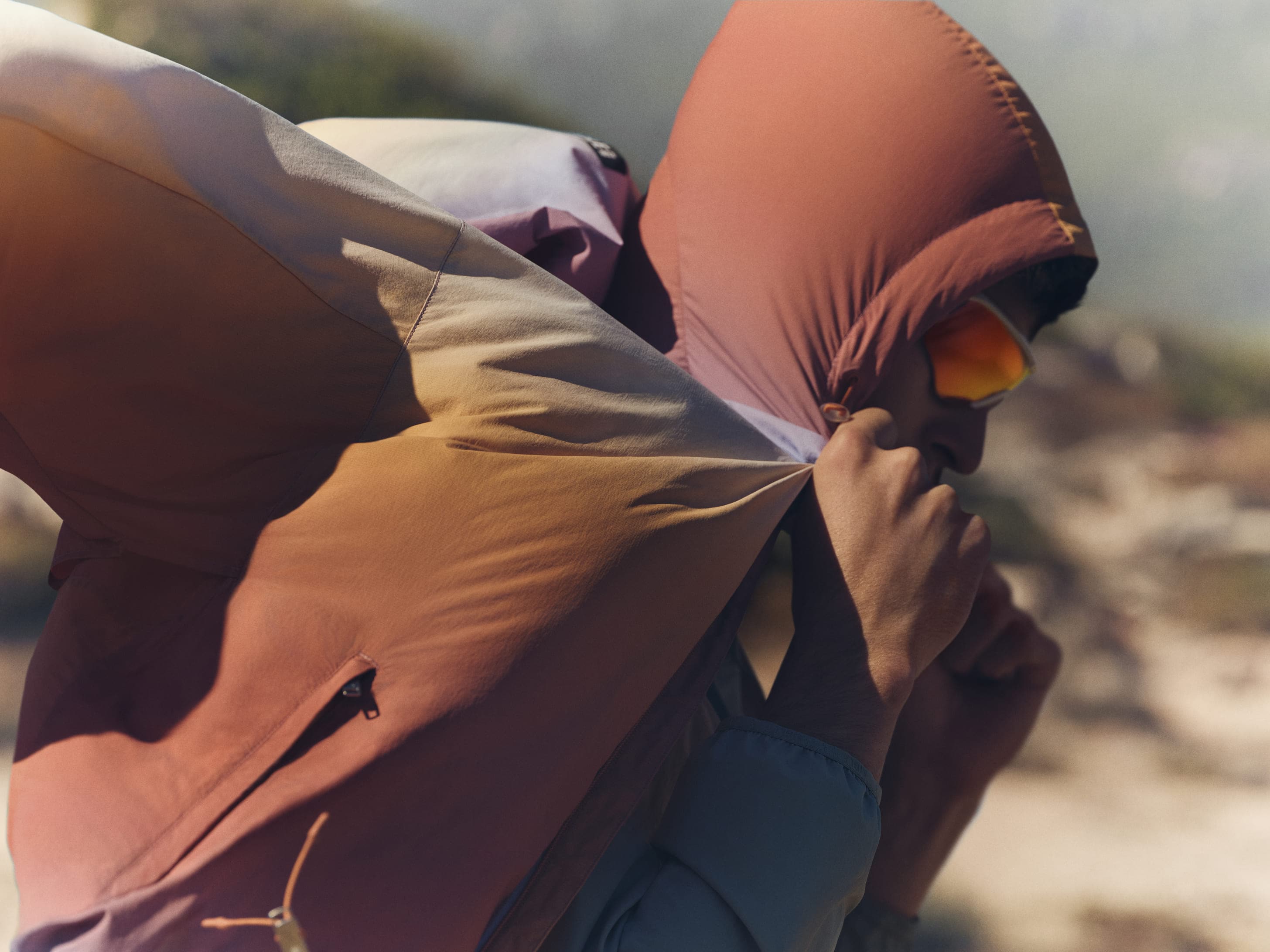 熱や湿気をコントロールし、日差しが強い日でも快適に過ごせる。