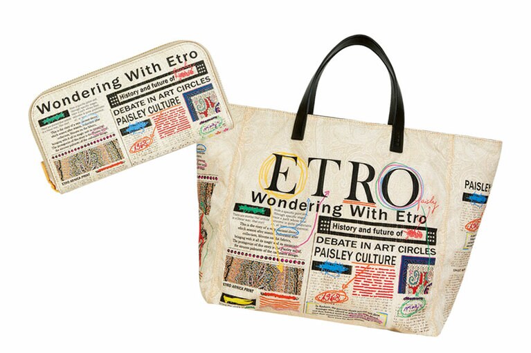 左から：使い勝手抜群のラウンドジップ式ウォレット。WALLET(H10×W18.9cm) 59,000円、リバーシブルタイプのトート。ファッションはシンプルにまとめて、バッグを引き立てよう。BAG(H33×W35×D18cm) 88,000円／エトロ(エトロジャパン)