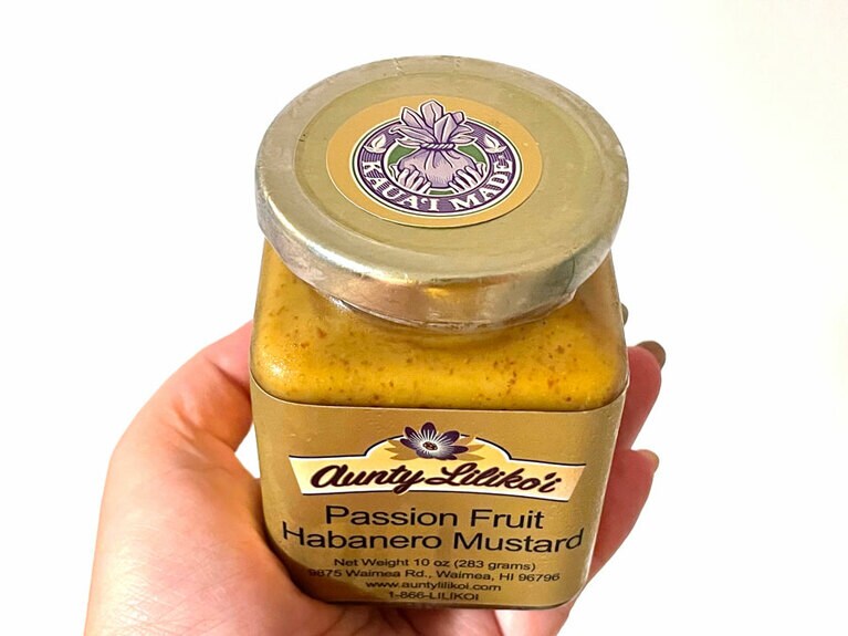 カウアイ・メイドのステッカーが貼ってある商品。