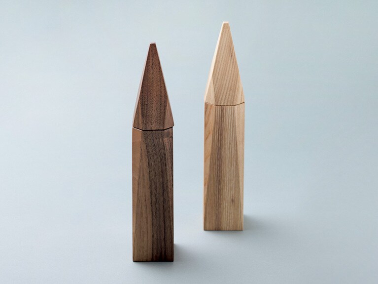 2本セット Φ5×H27cm 33,000円／LICHT（リヒト）