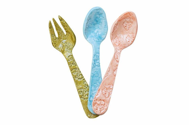 カトラリー各18,000W／tree likes water