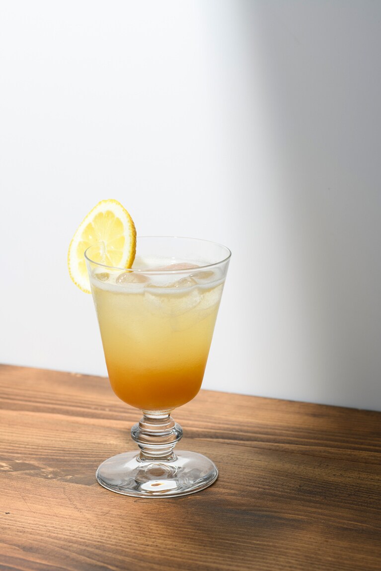 炭酸水で割ったレモン味。