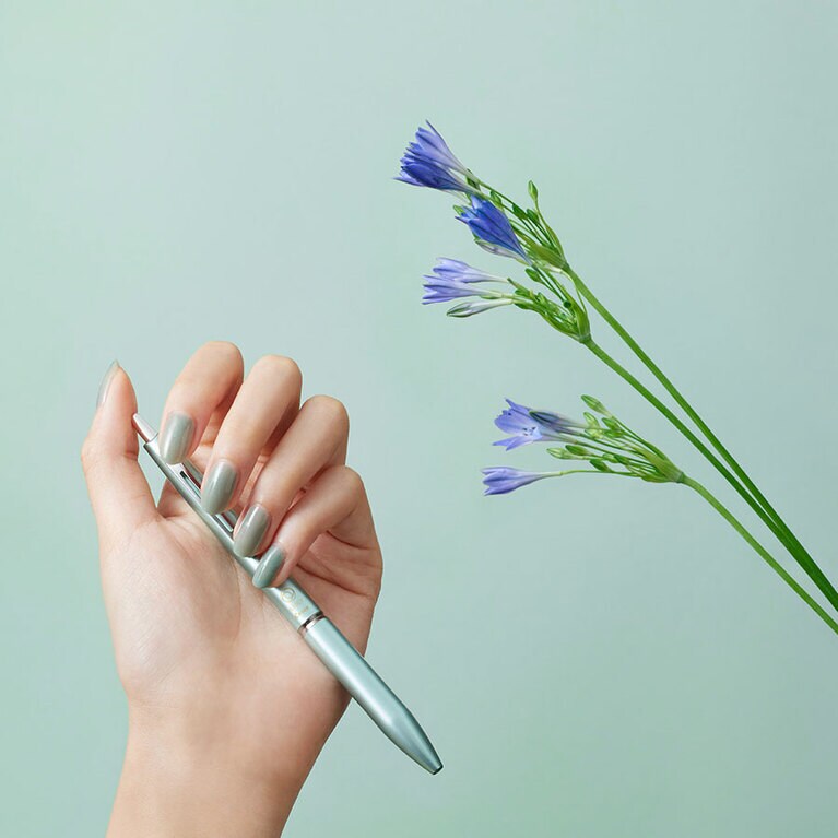 ＮＬ４３とコーディネートしたいILMILY　excelコラボ　油性ボールペン　エクセルブルベグリーン。