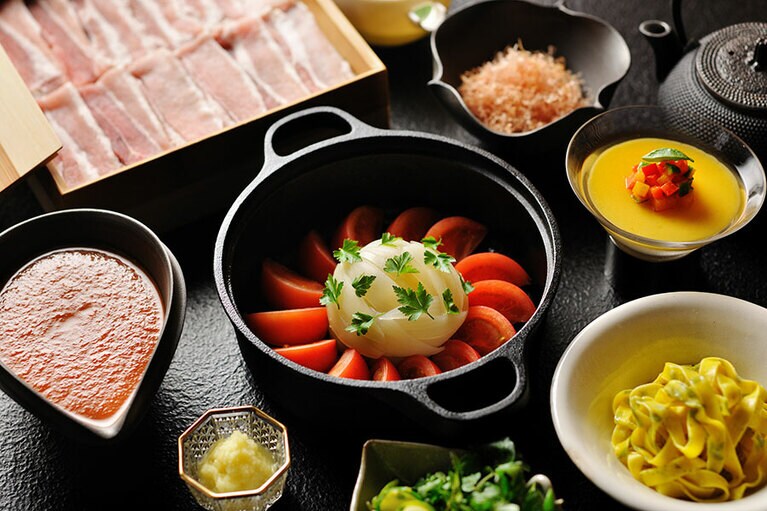 夏野菜と発酵食材で夏疲れした体にパワーチャージ。