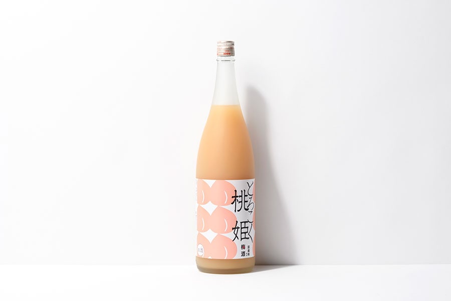 「とろこく桃姫 桃たっぷり梅酒 1.8L」(1,998円)。